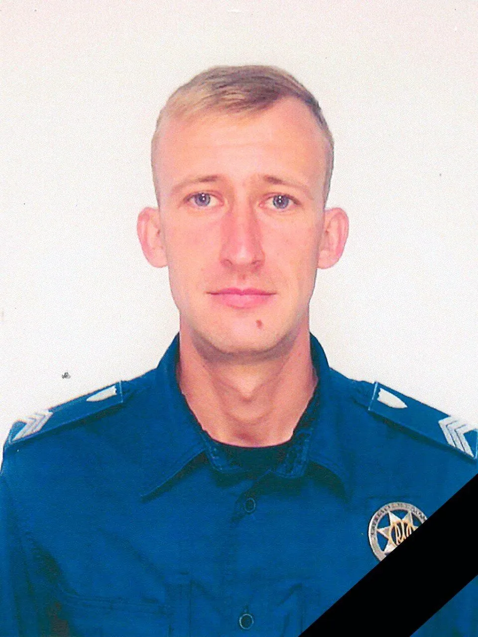 Пошел на войну добровольцем: во Временном Яру погиб спецназовец Антон Сурженко из Полтавщины. Фото dqxikeidqxiqqeant