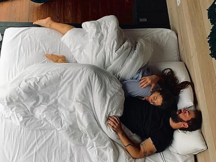 Солістка KAZKA Олександра Заріцька скасувала весілля, яке мало відбутися в червні 2024 року