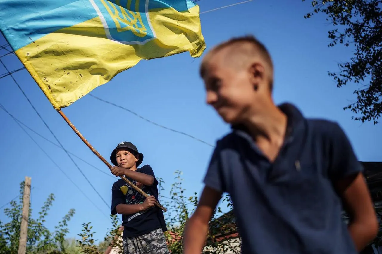 Зеленський: агресія РФ вкрала в українських дітей безтурботність і змусила побачити війну. Фото dqxikeidqxiqqeant