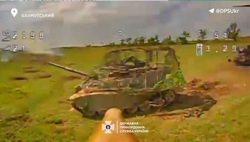 Пограничники отразили вражеский штурм на Бахмутском направлении: оккупанты отступили с потерями. Видео dqxikeidqxiqqeant