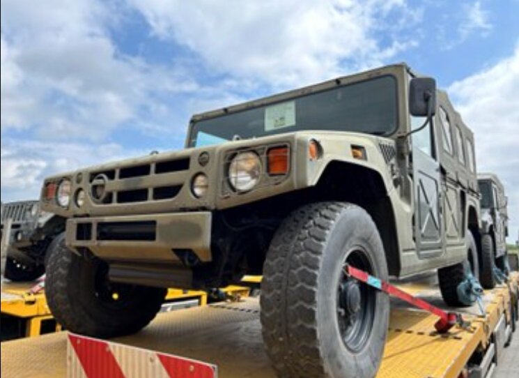 Япония передала Украине 101 автомобиль