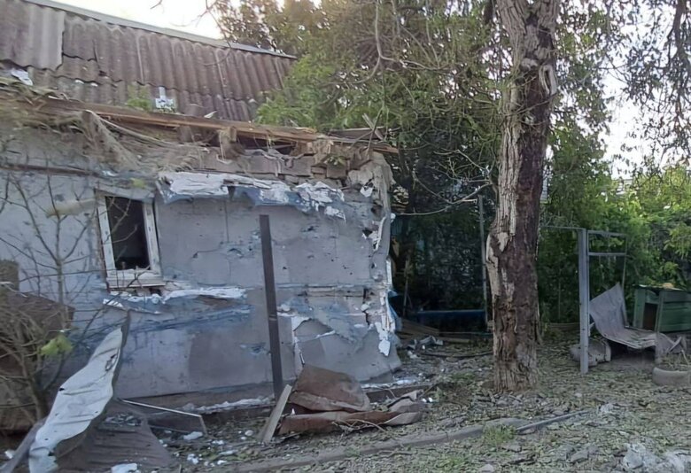 Захватчики в течение дня около десятка раз атаковали Никопольщину