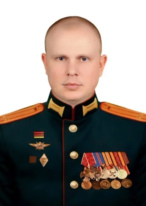         .  dqxikeidqxiqqeant