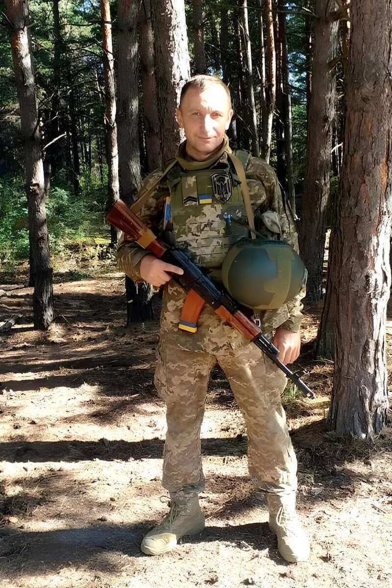 Був командиром піхотної роти: у лікарні від отриманого поранення помер військовий із Київщини Вадим Лисак. Фото dqxikeidqxiqqeant