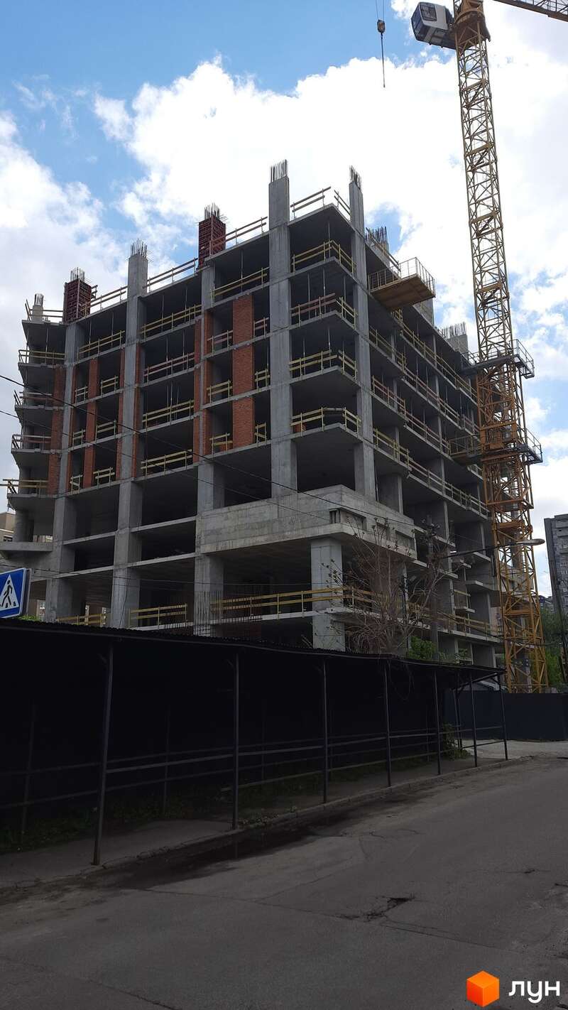 Апетит під час їжі: забудовники столичного ЖК “The Resort” успішно судяться за “висотні МУО”