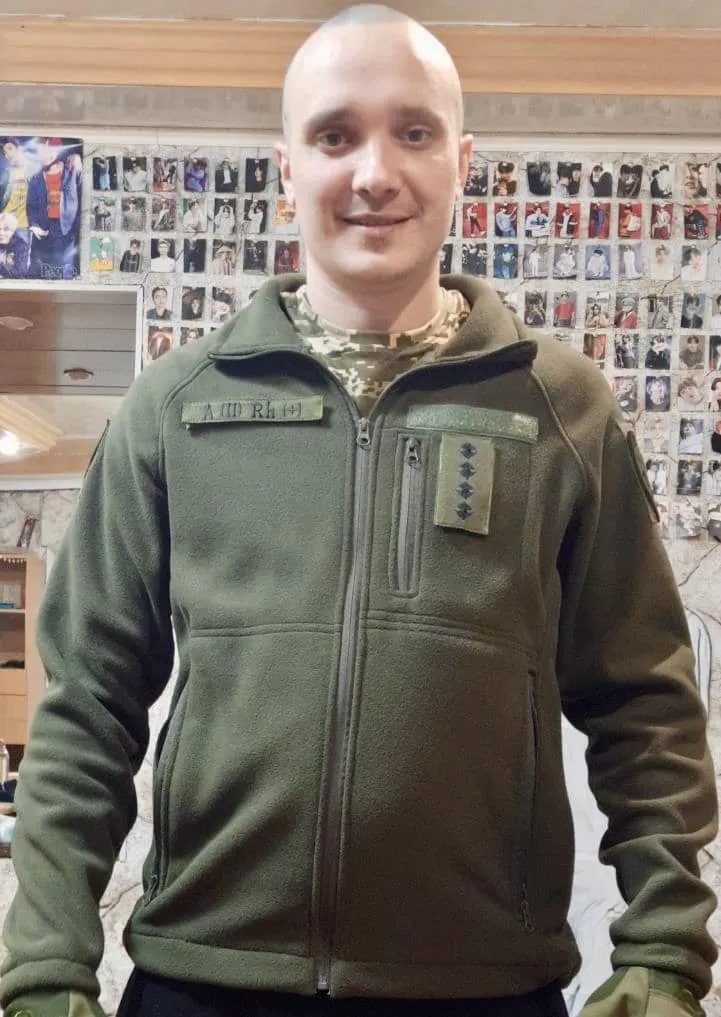 Ему навсегда будет 32: на Хмельнитчине простились с капитаном, погибшим в Донецкой области. Фото и видео dqxikeidqxiqqeant