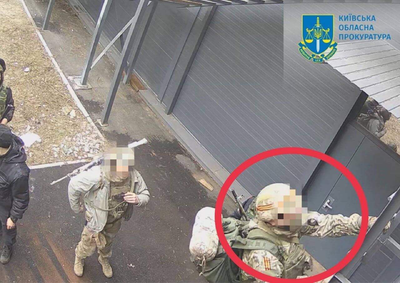 Причетний до розстрілу цивільного автомобіля у Гостомелі: в Україні судитимуть російського військового. Фото dqxikeidqxitkant