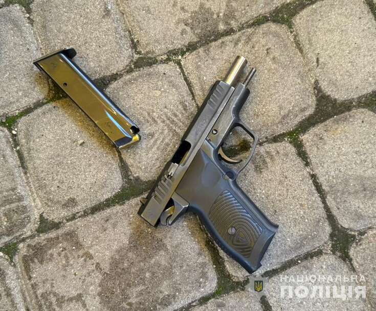 запорожские полицейские задержали разыскиваемого лидера организованной группировки, которая «специализировалась» на имущественных преступлениях