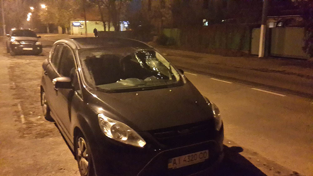 В Ирпене по ночам бьют автомобили dqxikeidqxiqqeant