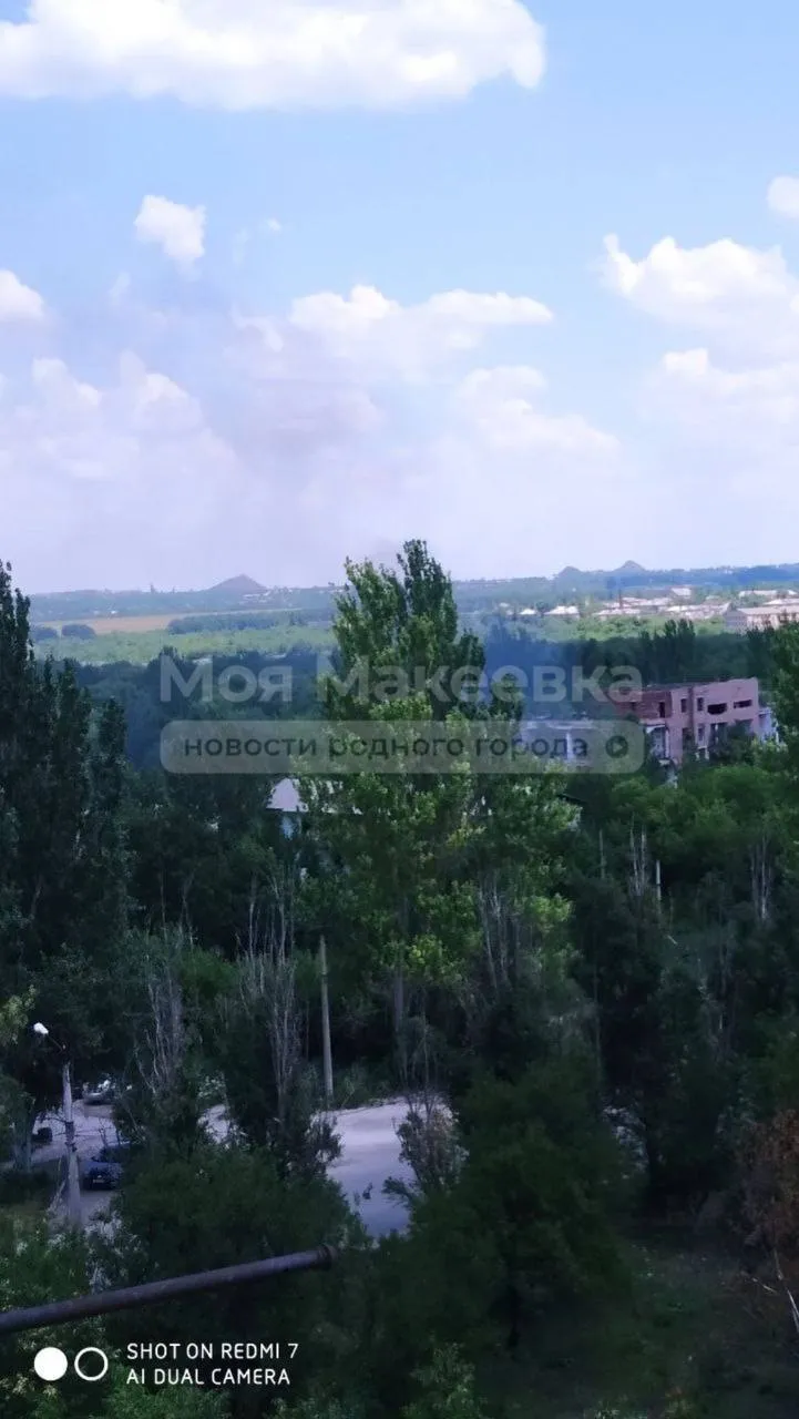 В окупованій Макіївці повідомляють про приліт: під удар могла потрапити ППО загарбників. Відео