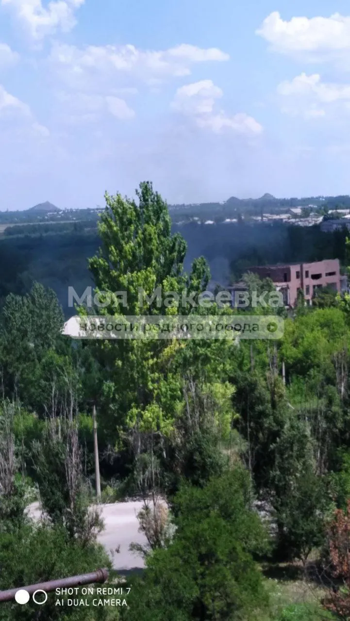 В окупованій Макіївці повідомляють про приліт: під удар могла потрапити ППО загарбників. Відео