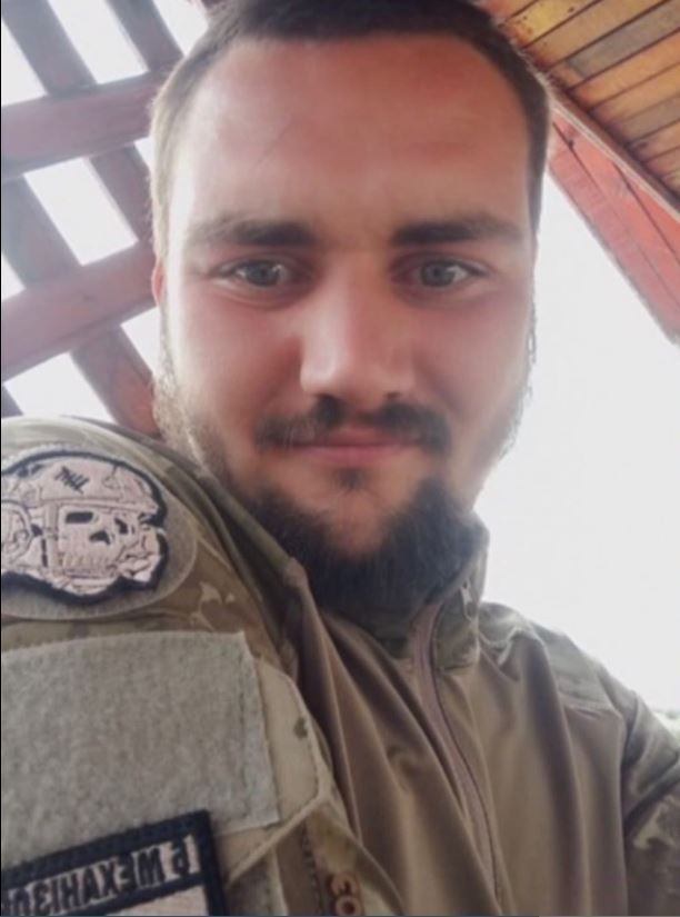 Ворожа куля обірвала життя 25-річного захисника: на війні загинув Анатолій Андрощук із Нетішина. Фото dqxikeidqxitkant