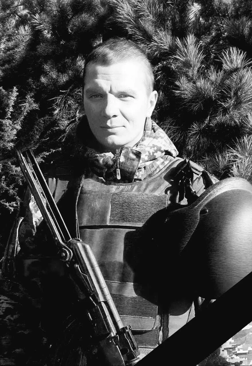 Виконував завдання на Донеччині: на фронті загинув солдат Михайло Колісник із Черкас. Фото dqxikeidqxitkant