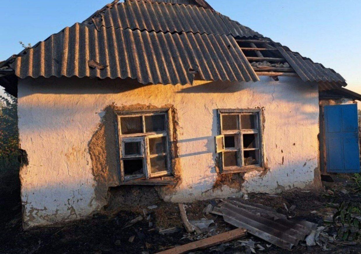 На Дніпропетровщині після ударів РФ спалахнули пожежі, є постраждала. Фото