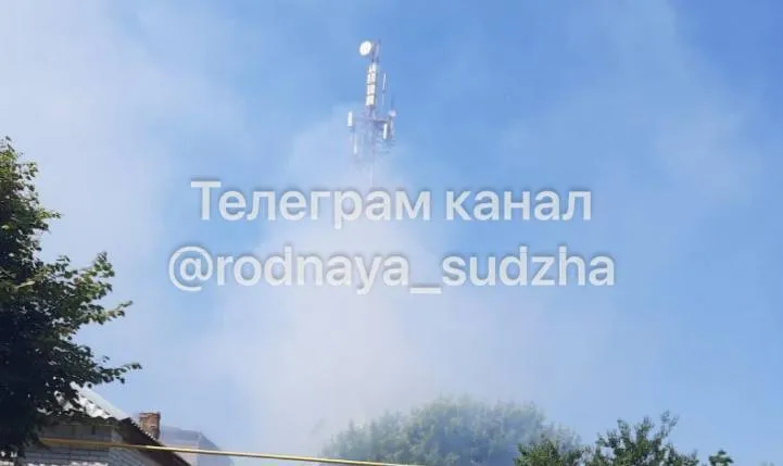 В Курской области РФ дроны атаковали телебашню, подстанцию и вокзал. Видео