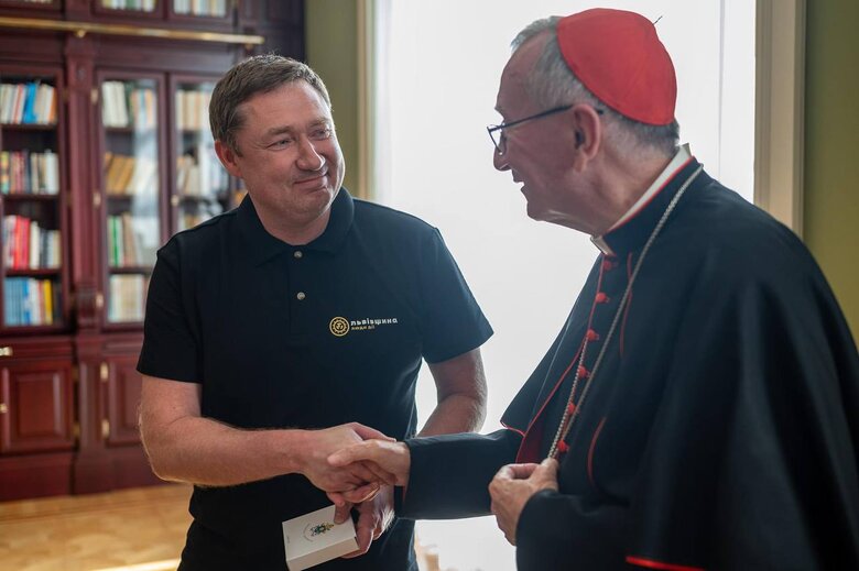 В Україну з офіційним візитом прибув держсекретар Ватикану