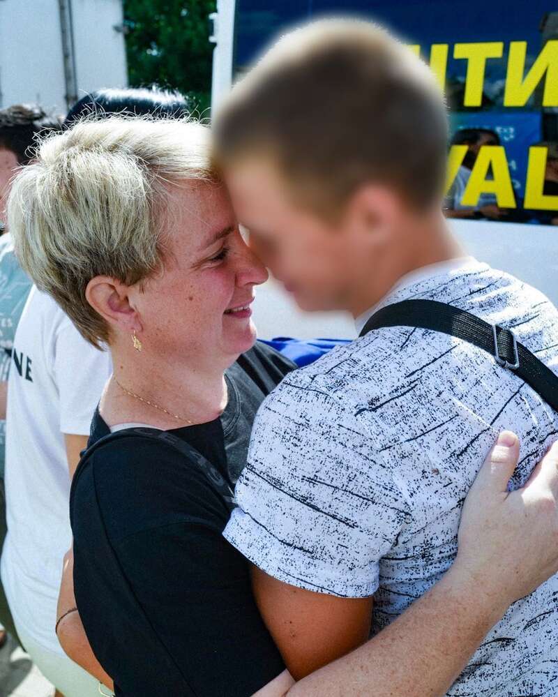 С временно оккупированных территорий вернули еще 7 украинских детей: подробности и фото