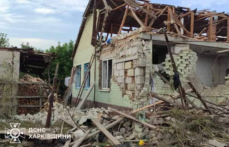 Direct hit to the building: Russian troops struck the Kharkov region and killed a woman. Photo