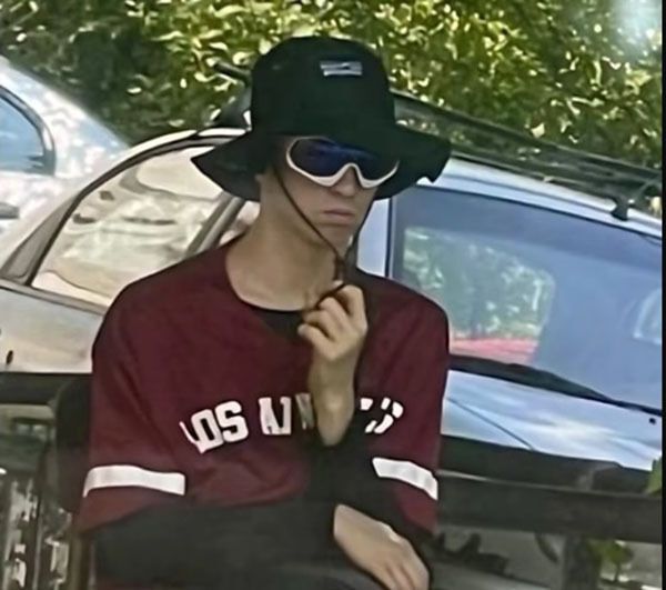 The mother of murder suspect Farion assured that she did not recognize him in the photo dqxikeidqxitkant