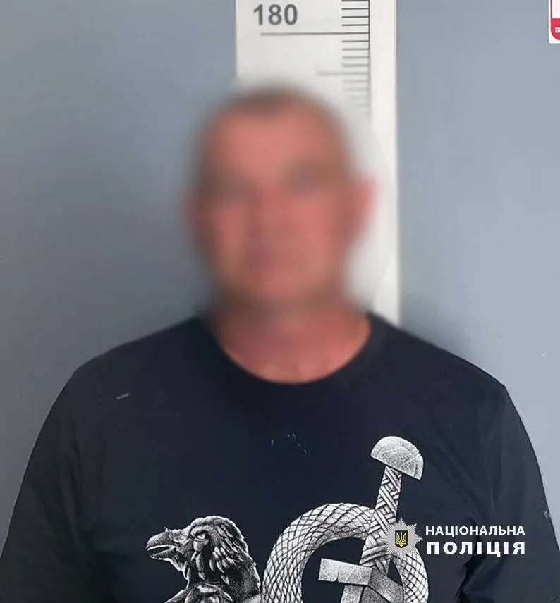 Гранаты, мины и выстрелы в гранатомет: в Киеве будут судить мужчину, который обустроил схроны с оружием. Фото