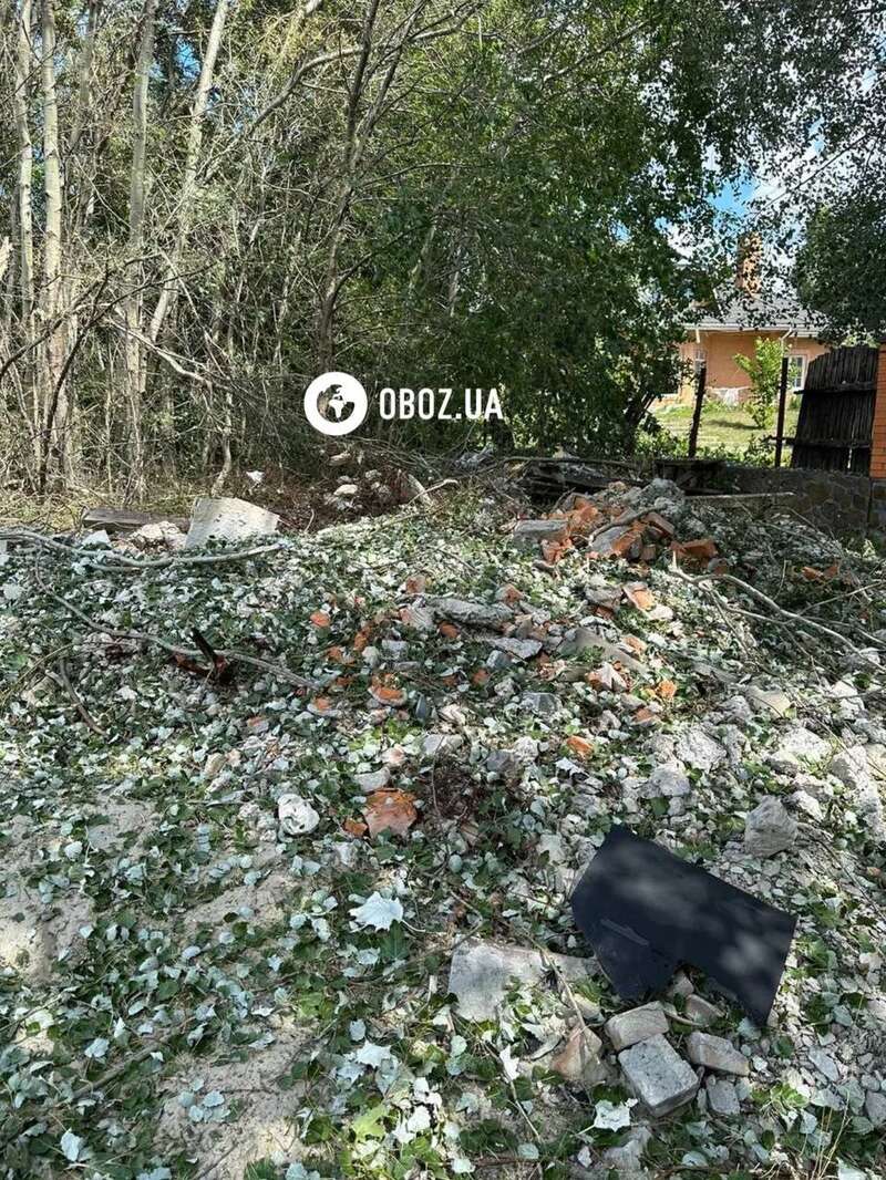 A drone hit the house of Russian opposition leader Ponomarev near Kiev: the politician received numerous injuries. Photo dqxikeidqxiqqeant