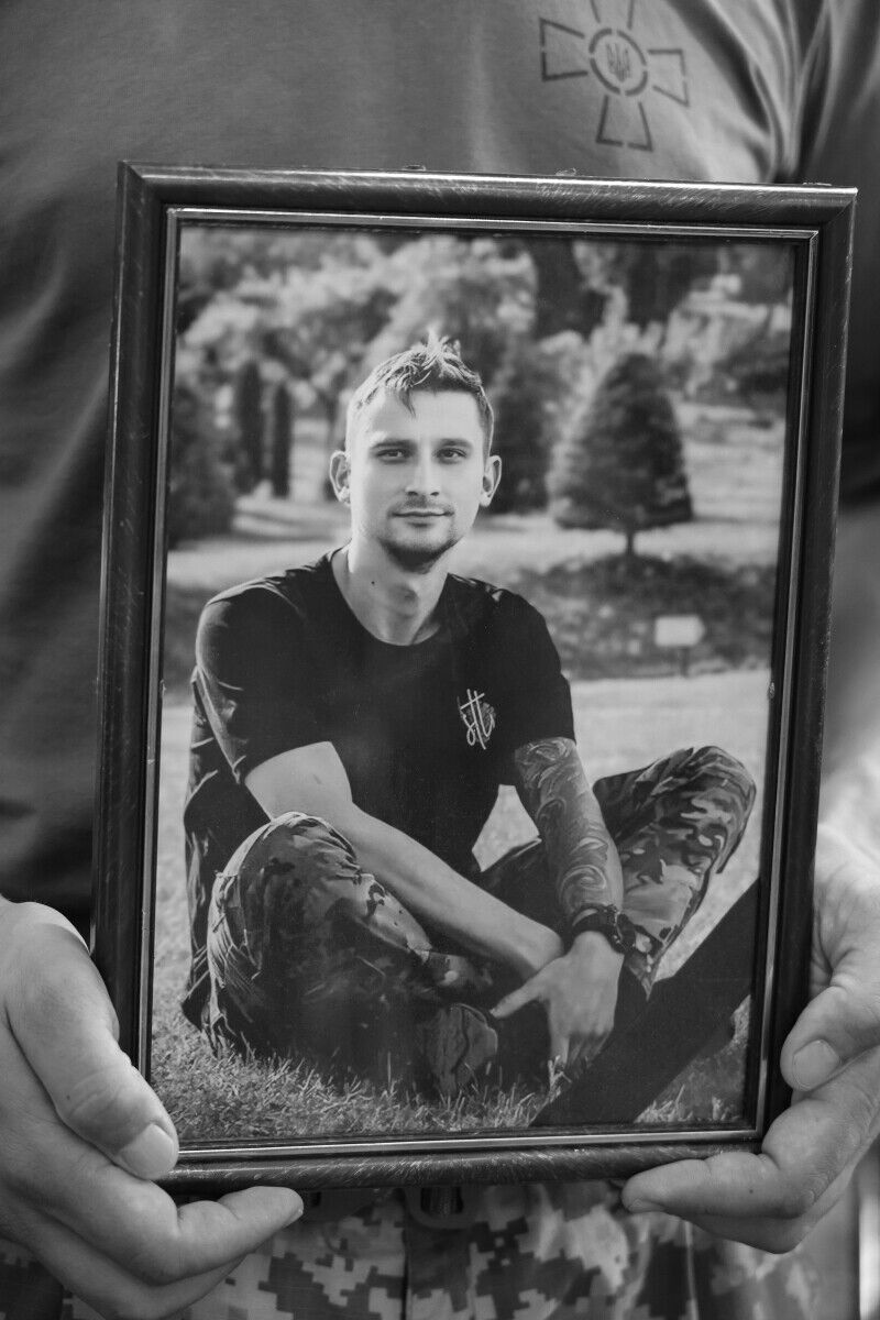 Ему навсегда будет 28: в Луцке попрощались с командиром мотопехотного отделения, погибшим в боях за Украину. Фото