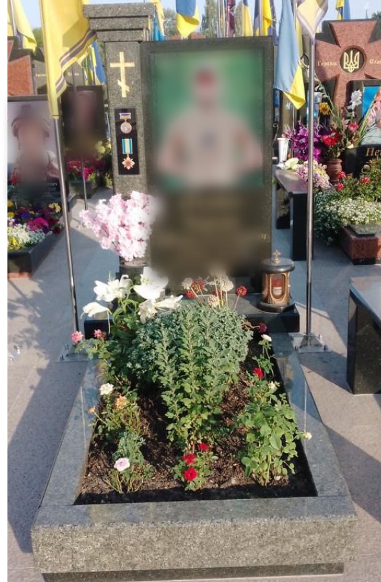 Варианты памятников, которые будут ставить