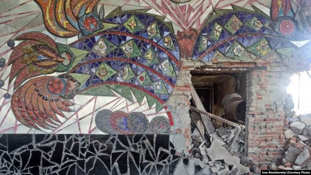 Панно «Дерево Жизни» Аллы Горской в Мариуполе разрушено ракетными обстрелами
