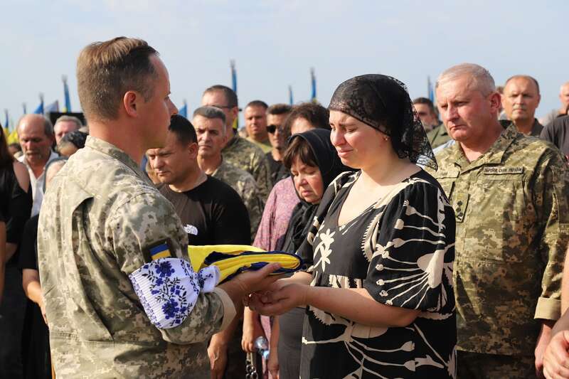      :   F-16     dqxikeidqxitkant