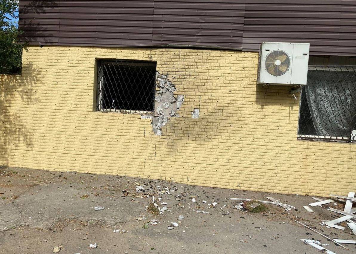 The enemy drove through Nikopol region: cafes, supermarkets, houses, gas pipelines and power lines were damaged. Photo