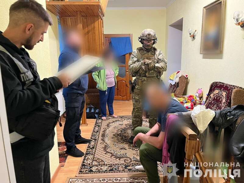 Нацполіція викрила масштабну мережу збуту наркотиків: у яких областях діяли злочинці. Відео
dqxikeidqxitkant