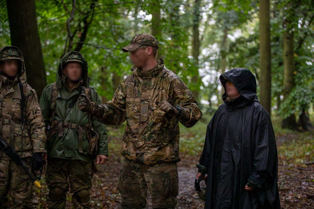 Patrolling, ambush, and tacmed: the Armed Forces of Ukraine demonstrated the training of recruits by Danish instructors in the UK. Photo