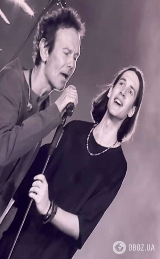 Святослав Вакарчук здійснив мрію фаната, який весь концерт простояв з плакатом: що він попросив. Відео dqxikeidqxitkant