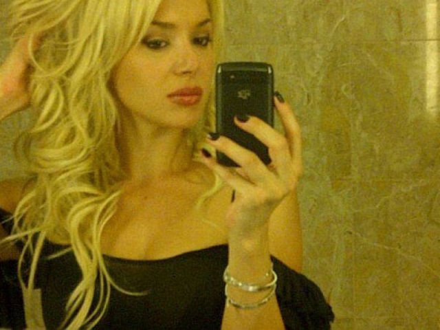 Яна Иванющенко