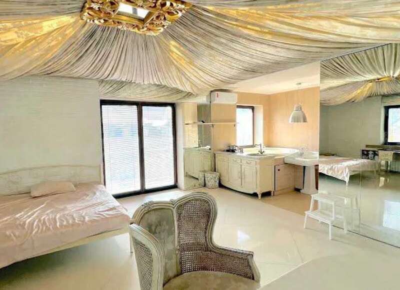 В Киеве сдают в аренду 1-комнатную квартиру с джакузи прямо на кухне dqxikeidqxiqqeant