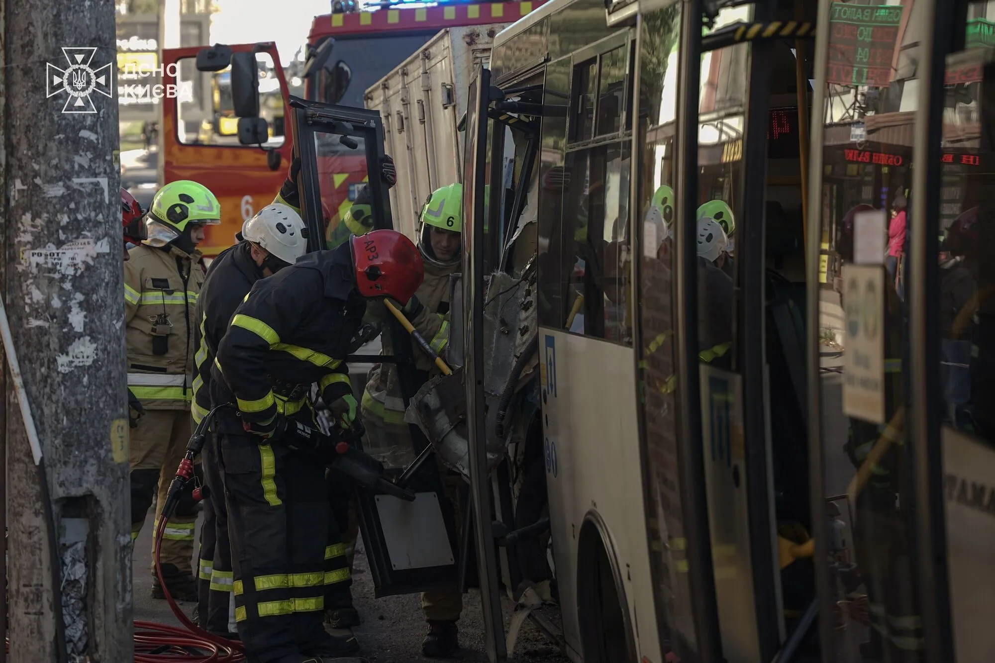       :     ,  . ,     dqxikeidqxitkant