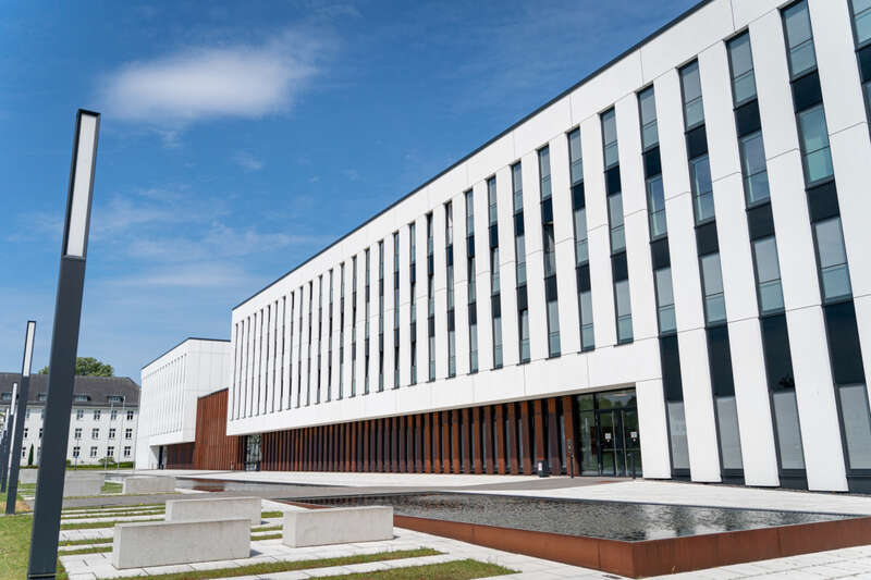 военно-морской штаб, военная база, Росток, Германия, Балтийское море, НАТО dqxikeidqxiqqeant