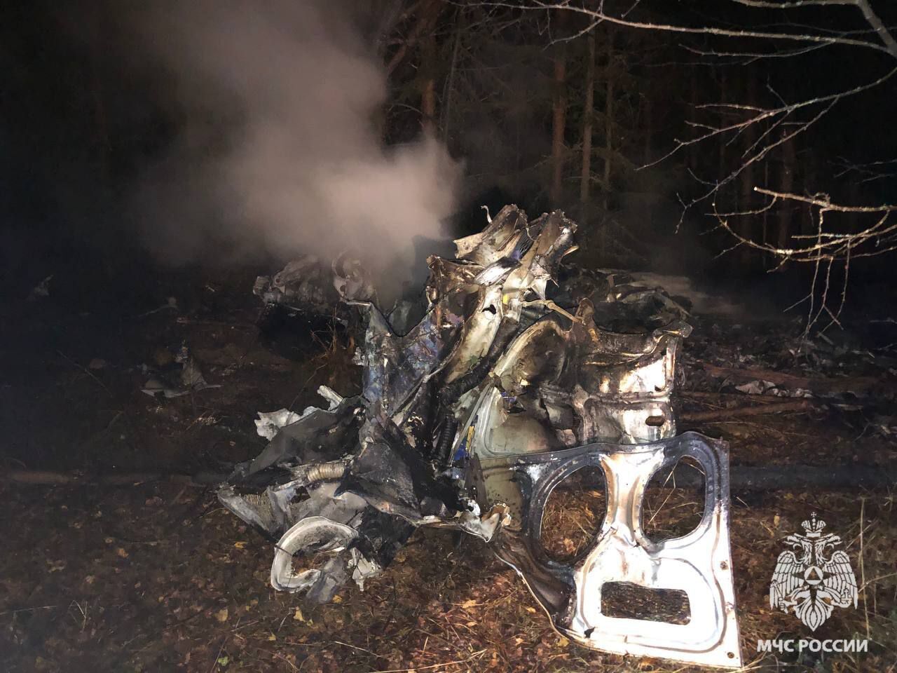 У Кіровській області РФ розбився медичний вертоліт Мі-2: весь екіпаж загинув. Фото