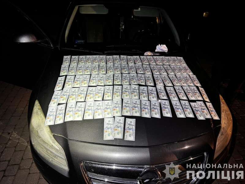 Підсаджували у поїзд на ходу: на Закарпатті викрили нову схему для ухильників. Фото