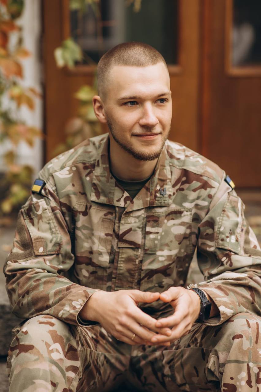 Война забирает лучших: на фронте погиб военный из Киевщины Сергей Механиков. Фото dqxikeidqxitkant