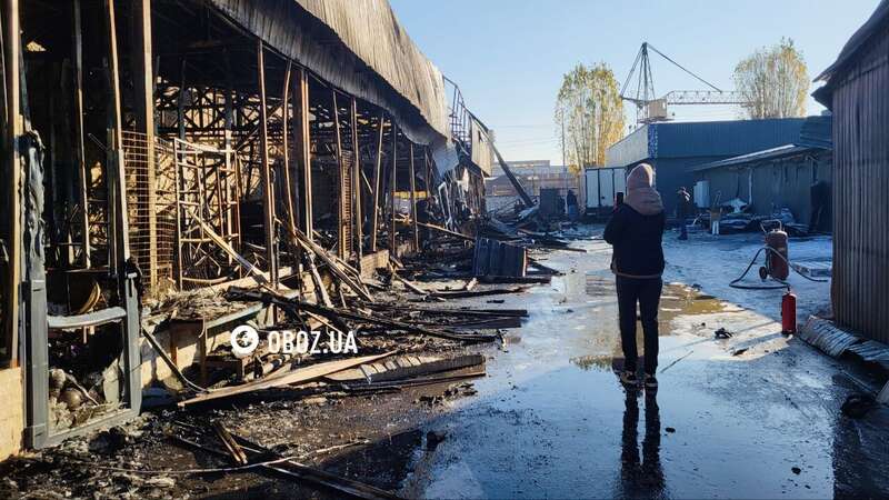 На рынке уничтожено более десяти магазинов: новые данные о последствиях российского удара по Киеву. Фоторепортаж