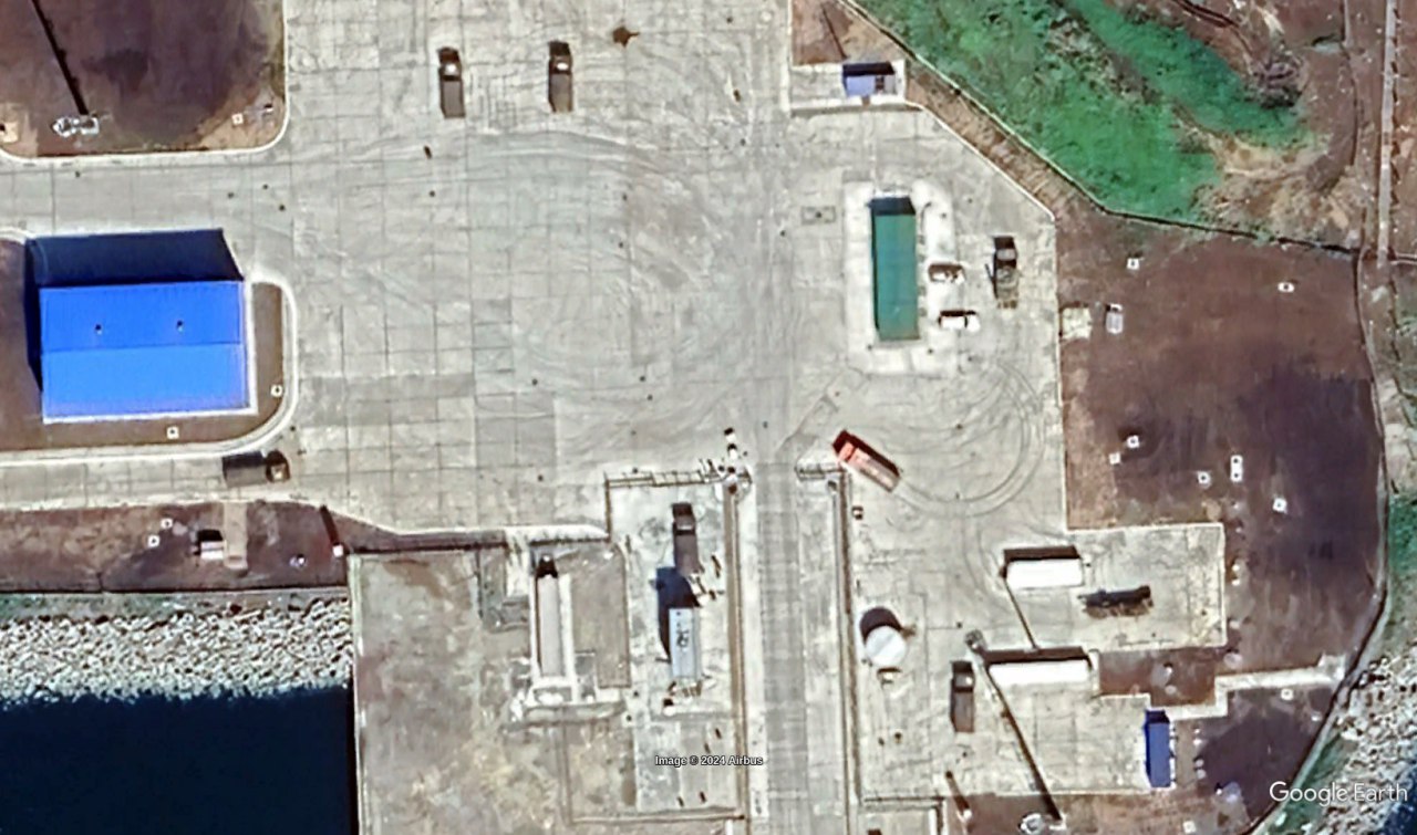 У Росії триває підготовка ядерної ракети Р-30 "Булава". ЗМІ показали супутниковий знімок dqxikeidqxitkant