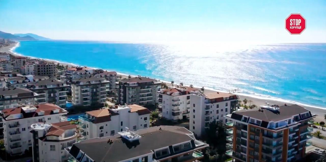 Вид с балкона жилого комплекса