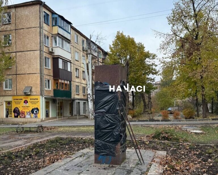 Пам’ятники Лермонтову та Пушкіну демонтували у Кривому Розі