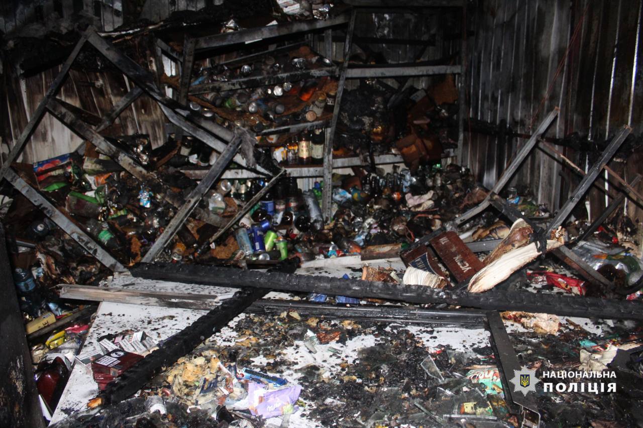 Вкрав кіоск, а потім підпалив його: у Києві затримали рецидивіста. Фото