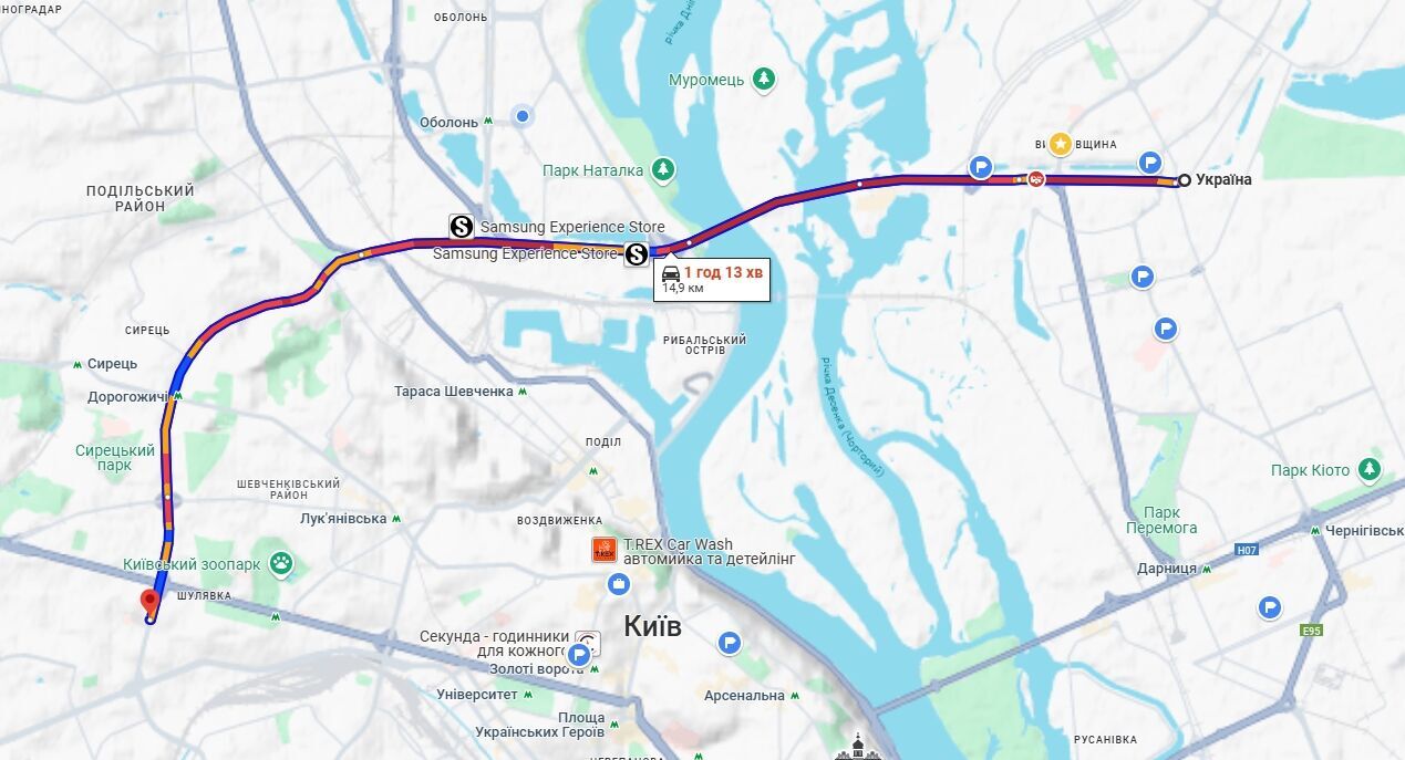 У Києві випав перший сніг та спровокував численні затори. Фото та відео
