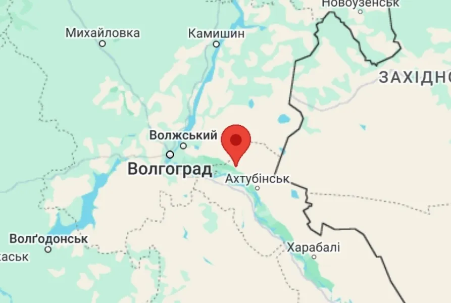 Дроны атаковали Ахтубинск в Астраханской области: россияне запаниковали. Видео dqxikeidqxiqqeant