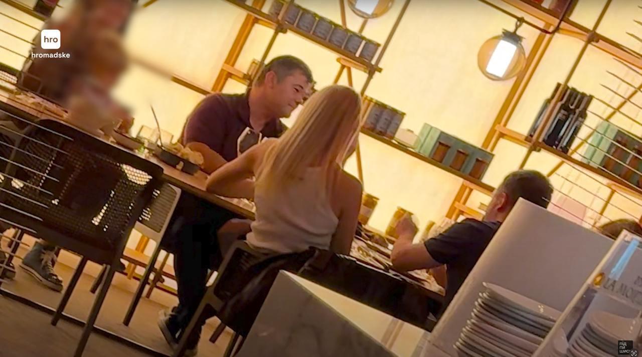 Экс-главу ОП Богдана заметили в Вене с подсанкционным контрабандистом Куршутовым и