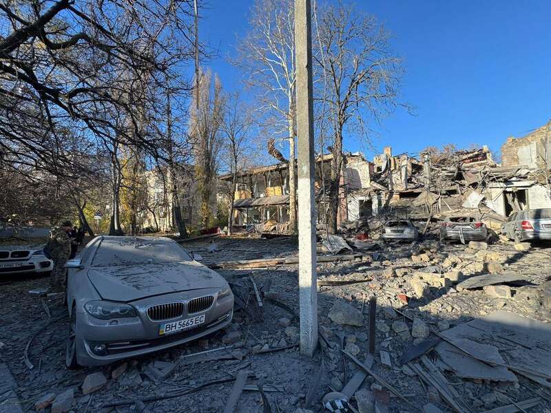 Russians attacked Odesa with ballistic missiles: residential buildings damaged, injuries reported. Photos and videos