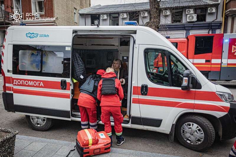 Россияне атаковали центр Харькова: поврежден 41 дом, многие гражданские ранены. Фото и видео